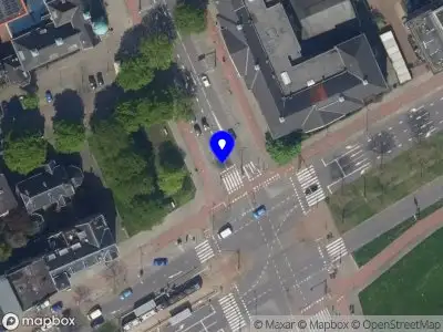 Traumahelikopter met grote spoed naar de Westzeedijk in Rotterdam