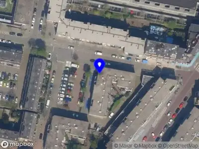 Ambulance met grote spoed naar de Isaäc Hubertstraat in Rotterdam