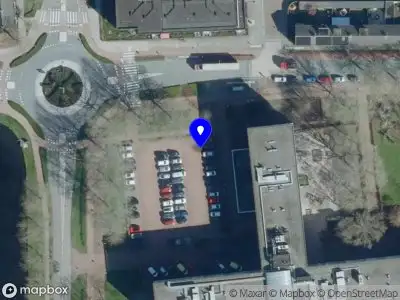 Brandweer met gepaste spoed naar de Van Lovenlaan in Waalwijk