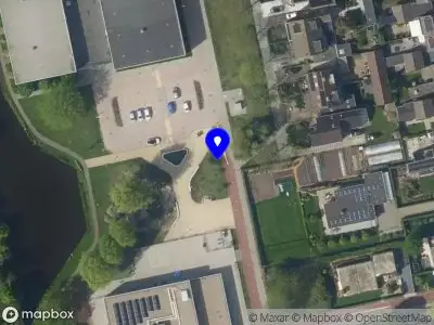 Ambulance met gepaste spoed naar de Larikslaan in Leimuiden