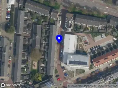 Ambulance met gepaste spoed naar de Keurenaerstraat in Delft