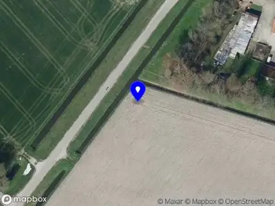 Ambulance met grote spoed naar de Willem Rosenweg in Hellevoetsluis