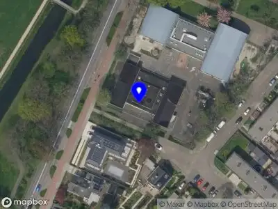 112 melding Brandweer en politie met grote spoed naar de Randweg in Ridderkerk vanwege middelgrote brand