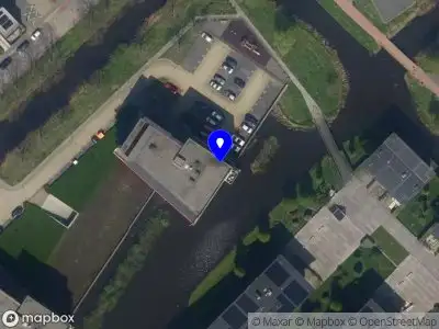 Ambulance met gepaste spoed naar de Fort de Roovere in Krimpen aan den IJssel