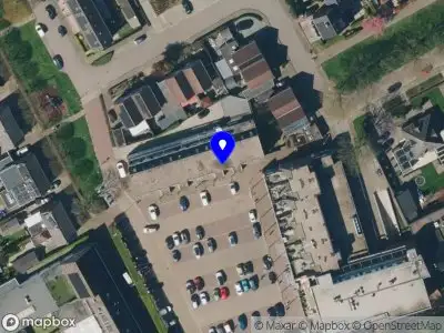 Politie naar de Dorpsplein in Beneden-Leeuwen vanwege aanrijding met letsel