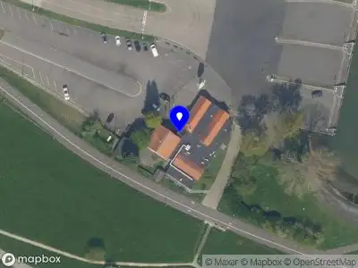 112 melding Brandweer met grote spoed naar de Nieuwe weg in Rozenburg vanwege voertuigen te water