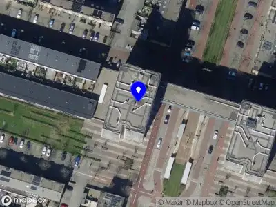 Ambulance met grote spoed naar de Avenue Carré in Barendrecht