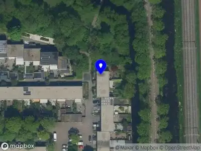 Brandweer met grote spoed naar de Geertezoom in Koog aan de Zaan vanwege afhijsen patient