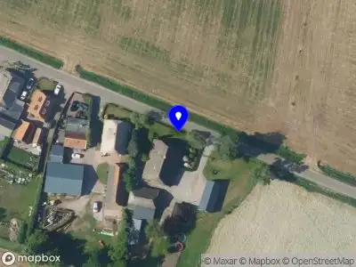 112 melding Politie naar de 't Oeverstraat in Putten vanwege voertuigen te water