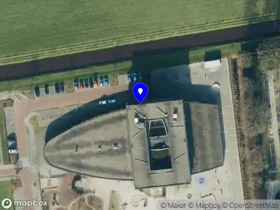 Politie naar de Koningshof in Vriezenveen vanwege aanrijding met letsel