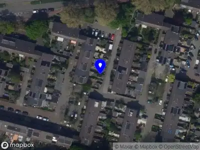 Brandweer met grote spoed naar de Zonnebloem in Leiden vanwege waarnemen gaslucht