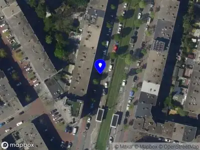 Ambulance met gepaste spoed naar de Carry van Bruggenhof in 's-Gravenhage