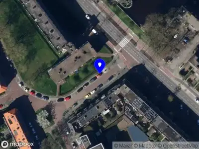 Brandweer met grote spoed naar de Jan van Goyenstraat in Groningen vanwege gebouwbrand