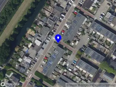 Ambulance met grote spoed naar de Amazone in Dordrecht