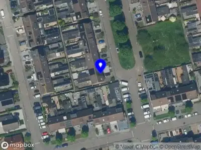 Brandweer met gepaste spoed naar de Kerkelant in Volendam vanwege waarnemen gaslucht