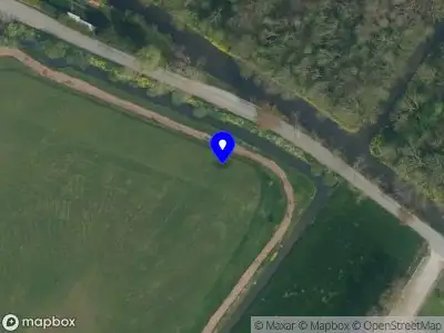 Brandweer met grote spoed naar de Autenasekade in Vianen vanwege een buitenbrand