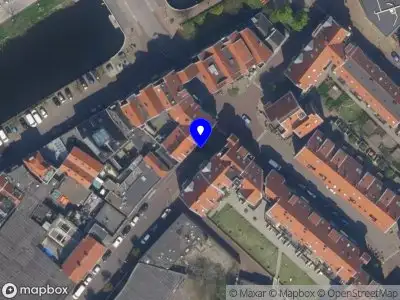 112 melding Ambulance met grote spoed naar de Noordmolenstraat in Schiedam