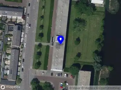 Ambulance met gepaste spoed naar de Leeuwstraat in Dordrecht