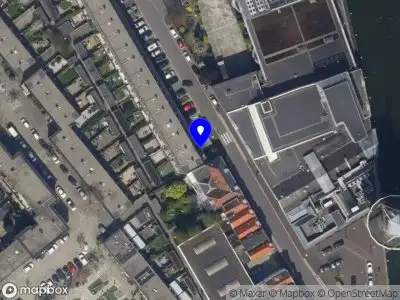Ambulance met grote spoed naar de Hoofdstraat in Schiedam