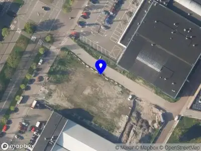 Ambulance met gepaste spoed naar de Omegaplantsoen in Leiden