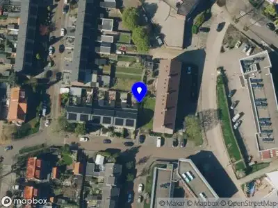 Brandweer met gepaste spoed naar de Eikenlaan in Rhenen vanwege een buitenbrand