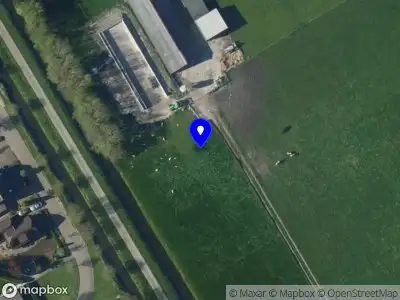 Ambulance met grote spoed naar de Zwaagdijk in Zwaagdijk-Oost