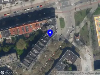 Ambulance naar de Graaf Florisstraat in Rotterdam