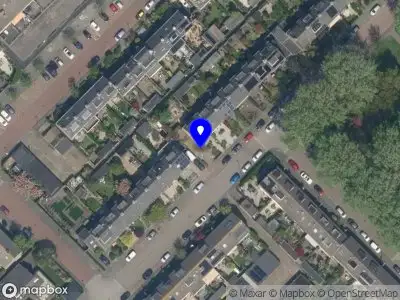Ambulance met grote spoed naar de Nachtegaallaan in Maassluis