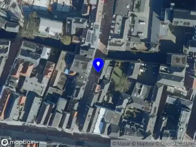 Brandweer met gepaste spoed naar de Nieuwstraat in 's-Hertogenbosch vanwege een liftopsluiting