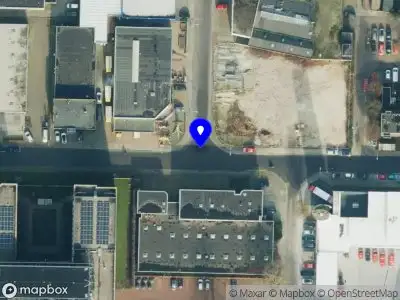 Brandweer met gepaste spoed naar de Henri Dunantstraat in Almelo