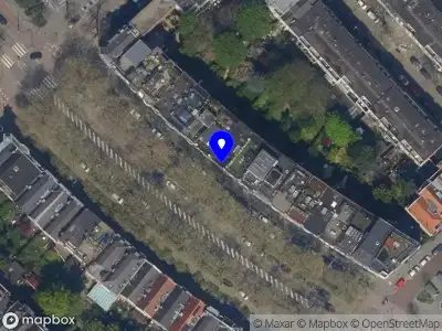 Ambulance met gepaste spoed naar de Mathenesserlaan in Rotterdam