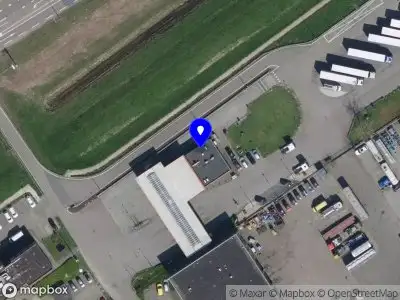 Brandweer en politie met gepaste spoed naar de Zuidelijke Randweg in Moerdijk vanwege middelgrote brand