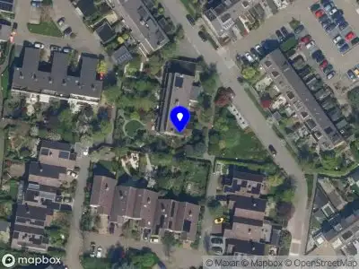 Ambulance met grote spoed naar de Eilandenweg in Capelle aan den IJssel