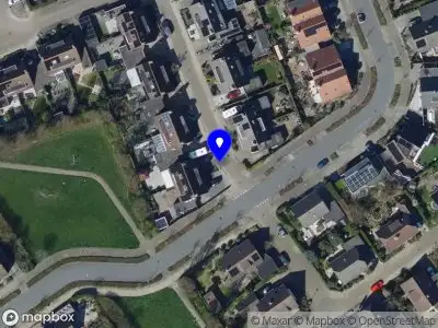 Ambulance met grote spoed naar de Debussystraat in Hellevoetsluis