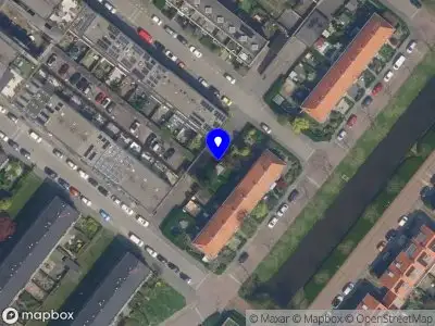 Ambulance met grote spoed naar de Maskerbloemstraat in Rotterdam