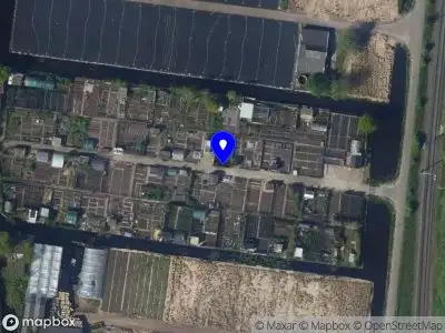 Brandweer met gepaste spoed naar de Zwarte Pad in Boskoop vanwege middelgrote brand
