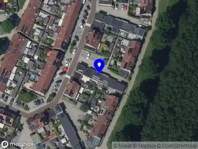 Ambulance met gepaste spoed naar de Mina Krüseman-erf in Dordrecht