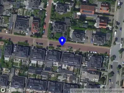Ambulance met grote spoed naar de Stevenshof in Dordrecht