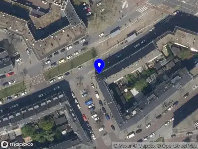Ambulance met gepaste spoed naar de Wolphaertsbocht in Rotterdam