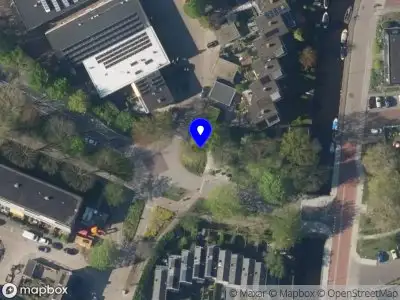 Brandweer met grote spoed naar de Weidelaan in Zoeterwoude vanwege middelgrote brand