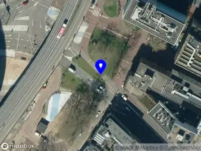 Politie naar de Nieuwe Plein in Arnhem vanwege aanrijding met letsel