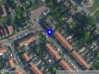Ambulance met grote spoed naar de H.J.Hoflandlaan in Weesp