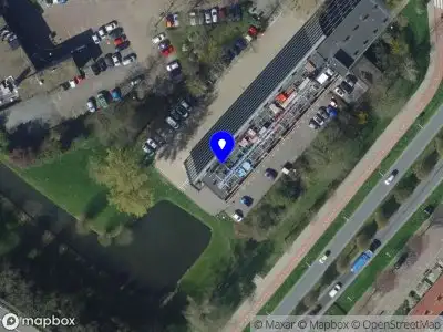 Ambulance met gepaste spoed naar de H. Kamerlingh Onnesstraat in Zwijndrecht