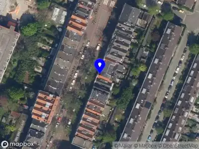 Ambulance met grote spoed naar de Kortekade in Rotterdam