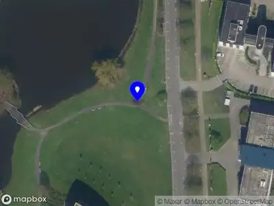 Ambulance met gepaste spoed naar de K.P. van der Mandelelaan in Rotterdam