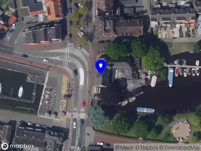 Ambulance met gepaste spoed naar de Dam in Alblasserdam