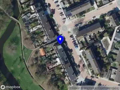 Ambulance met grote spoed naar de Apollostraat in Spijkenisse