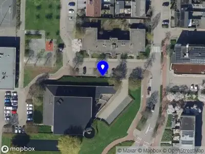 112 melding Ambulance met gepaste spoed naar de Klarinetweg in Barendrecht