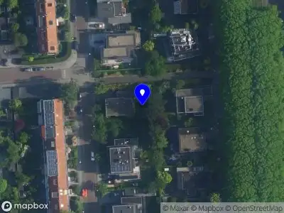 Ambulance met grote spoed naar de Catharina van Rennesstraat in Amsterdam