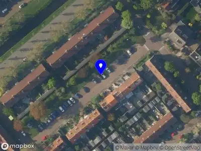 Ambulance met grote spoed naar de Bloemendaalselaan in Leiderdorp